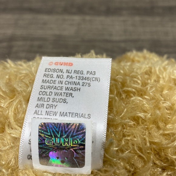 BABY GUND Peek-a-boo Plush Bear (Does not come with batteries) - Picture 12 of 16